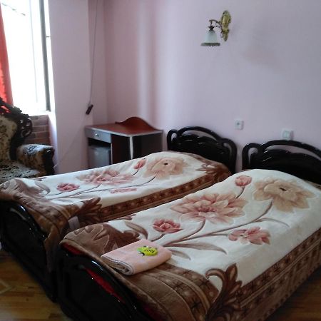 Edemi Hotell Kutaisi Exteriör bild