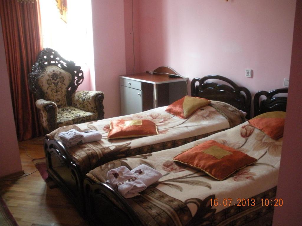 Edemi Hotell Kutaisi Rum bild