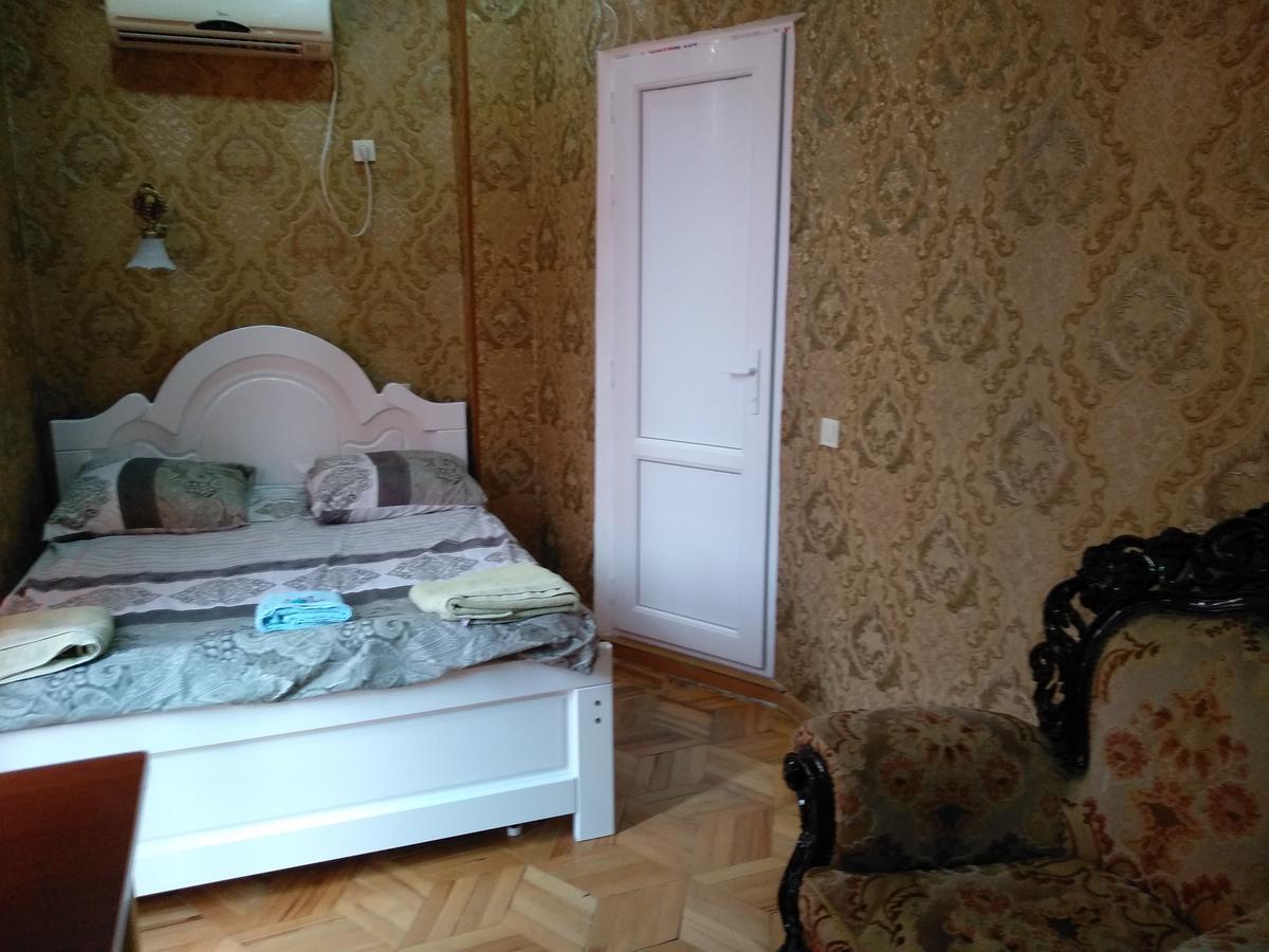Edemi Hotell Kutaisi Exteriör bild