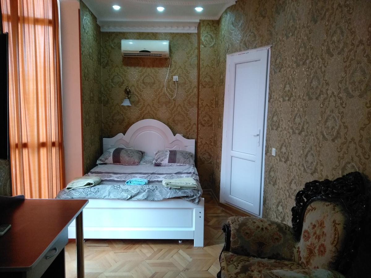 Edemi Hotell Kutaisi Exteriör bild